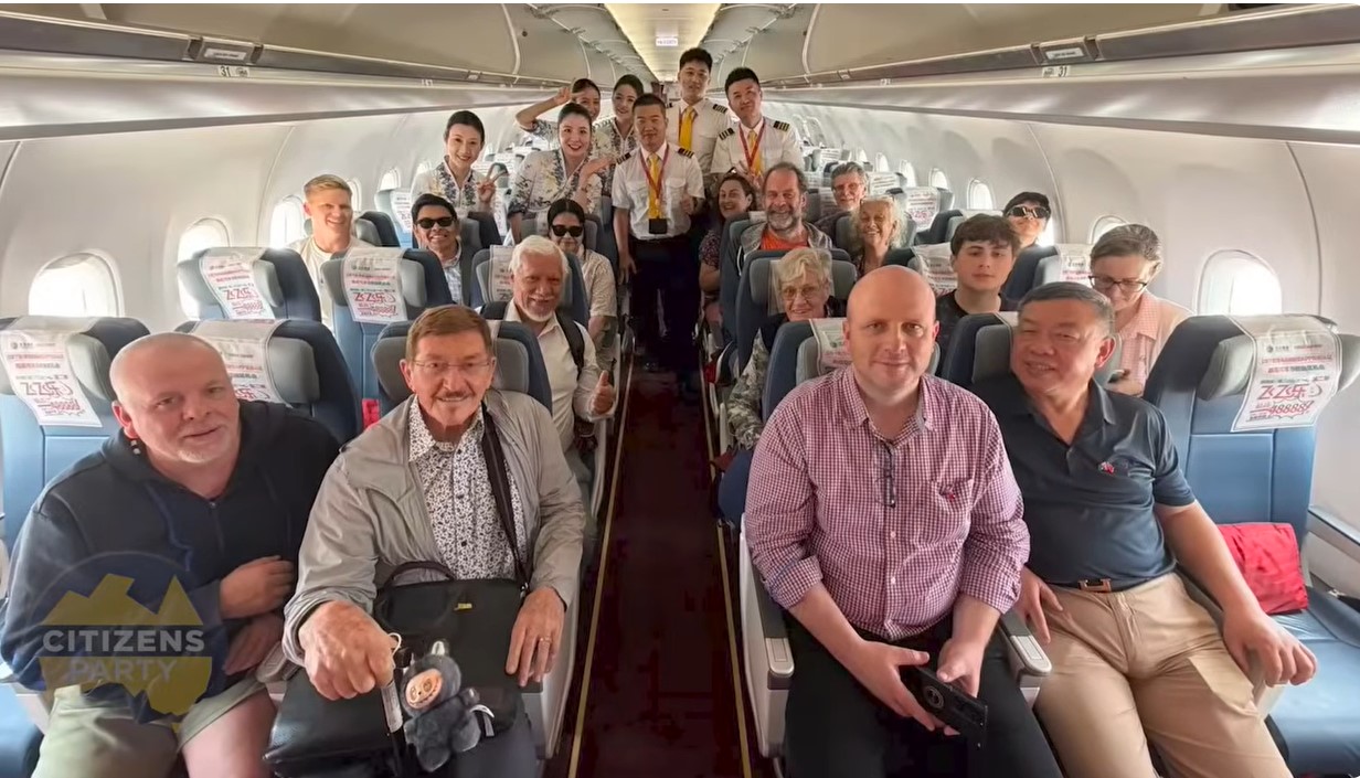 Screenshot 2group photo